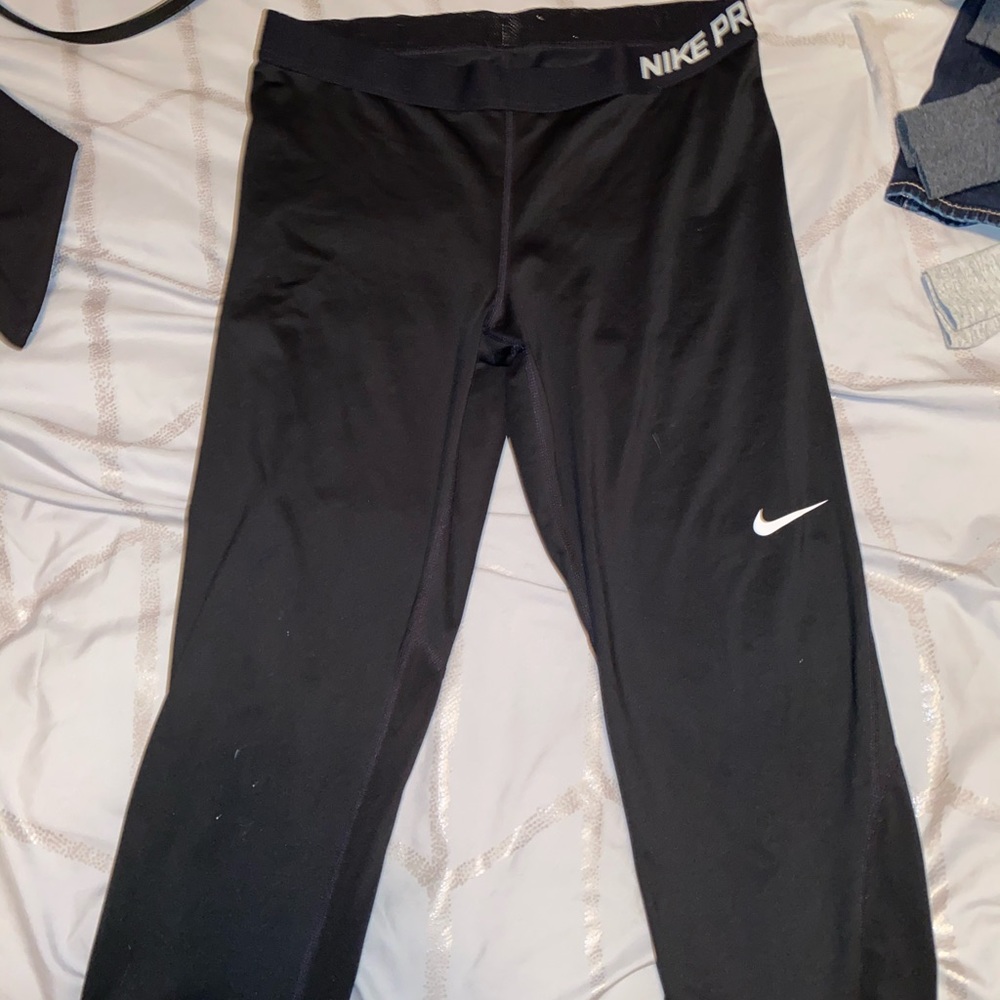 Nike Pro Crop Leggings/Capris